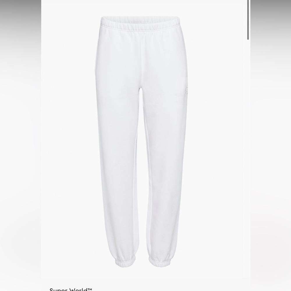 Aritzia Super World Super Fleece Relaxed Sweatpant in white (regular length)